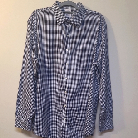 Brooks Brothers Other - Brooks Brothers Navy Gingham Button Down Shirt for men zise 18 used good conditi